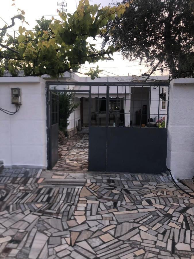 Flora'S Place Sarandë Exterior foto
